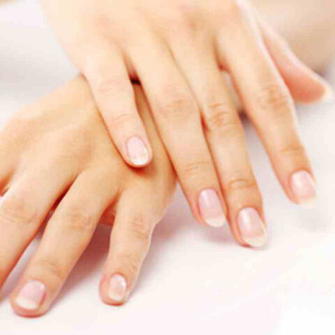 Pflege und Schönheit für Ihre Hände – Manicure plus